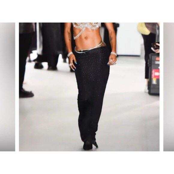 NWT SKIMS X SWAROVSKI JELLY SHEER INTIMATES TUBE SKIRT IN ONYX - Picture 5 of 5